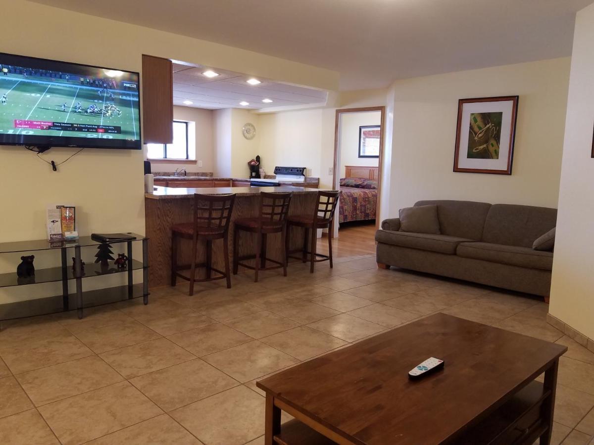 Amber'S Inn And Suites Wisconsin Dells Zewnętrze zdjęcie