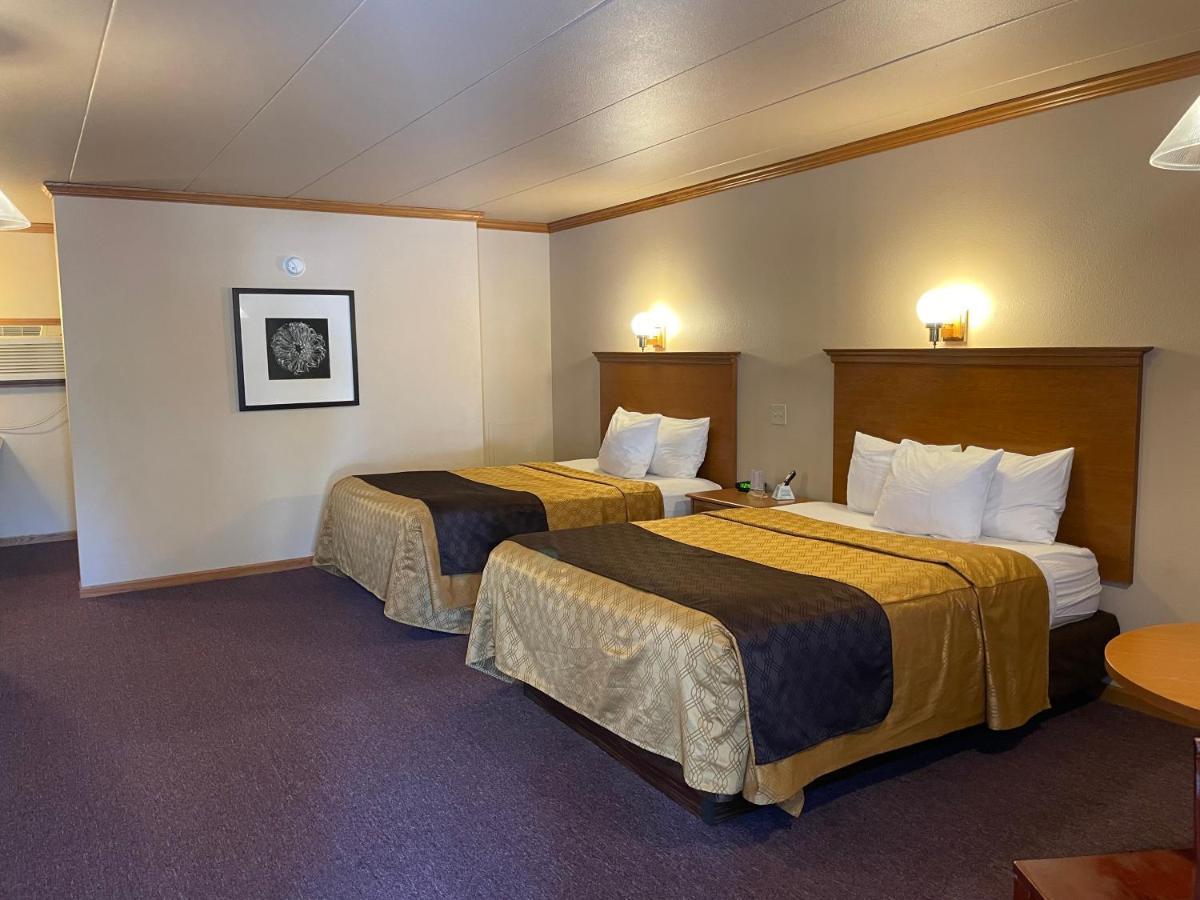 Amber'S Inn And Suites Wisconsin Dells Zewnętrze zdjęcie